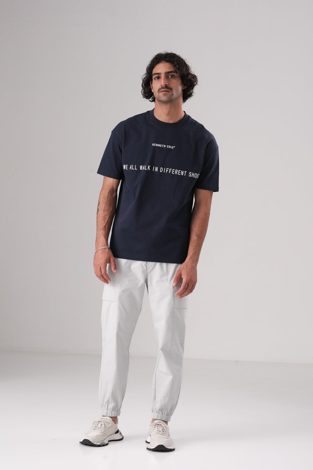 חולצת טי אוברסייז עם הדפס שחמט