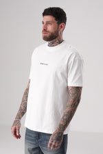 טי אוברסייז עם דפוס נעליים לגברים