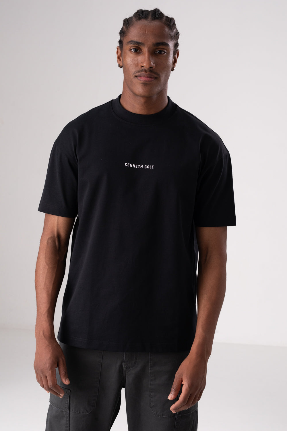 טי אוברסייז עם דפוס נעליים לגברים