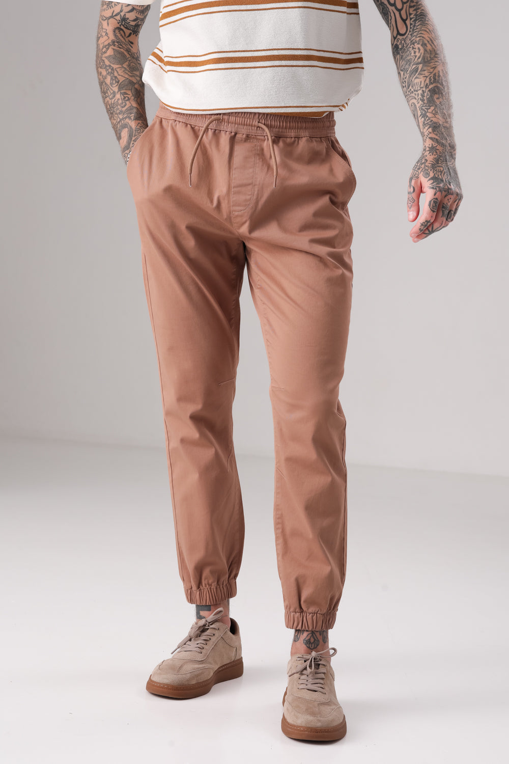 מכנס ג'וגר ארוך אפקט ווש