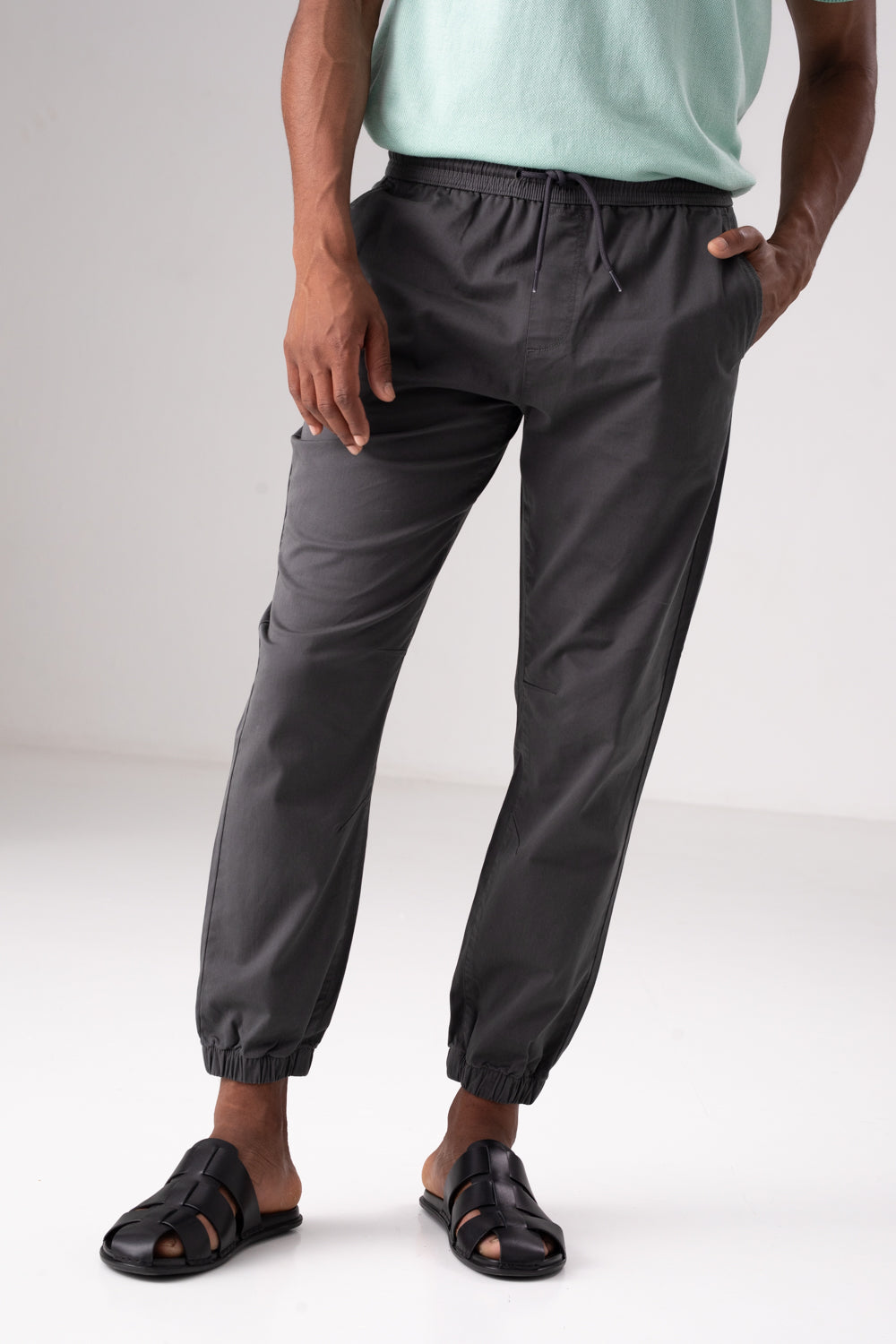 מכנס ג'וגר ארוך אפקט ווש