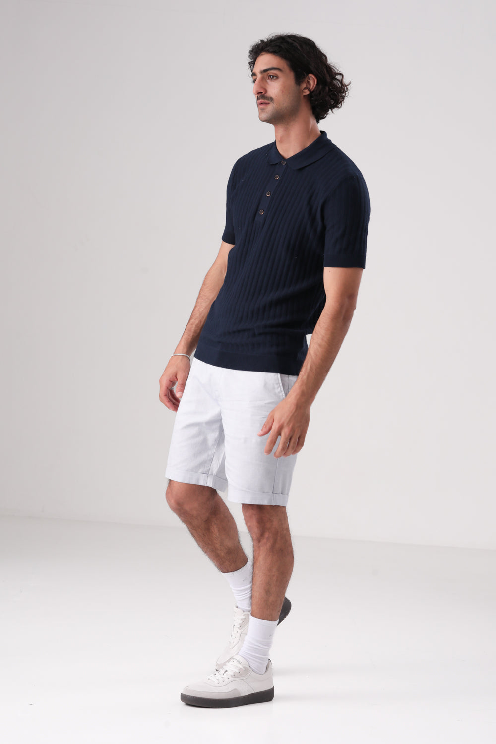 מכנסי ברמודה לגברים 