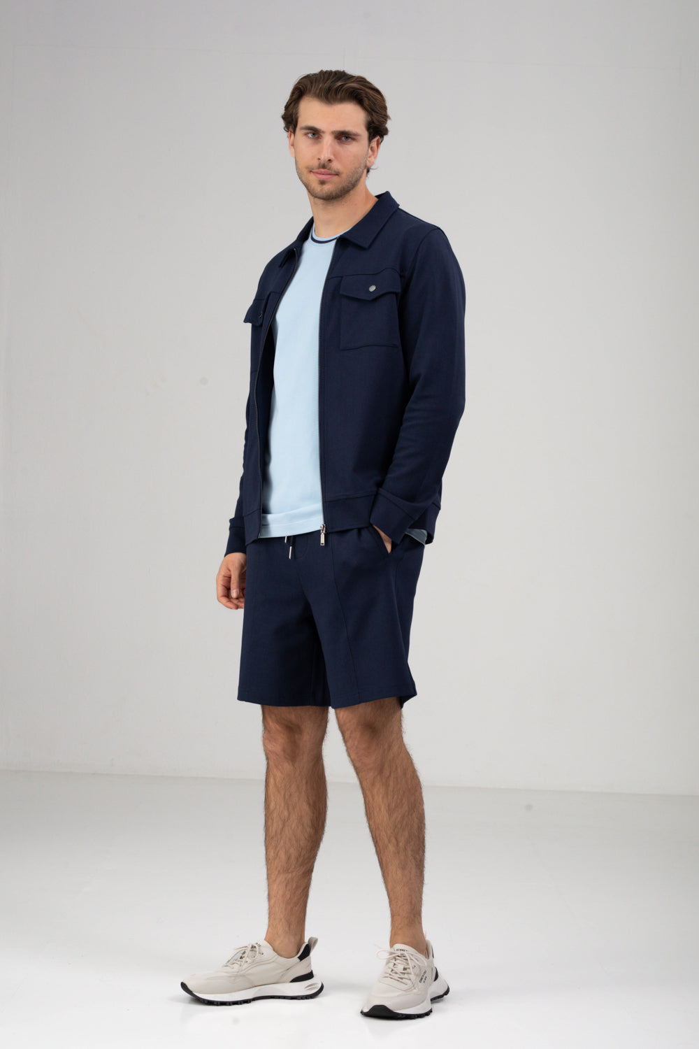 סווטשירט עם רוכסן