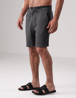 מכנס ברמודה סריג בטקסטורת משבצות