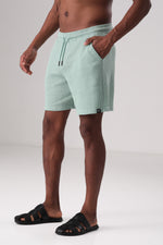 מכנס ברמודה סריג בטקסטורת משבצות