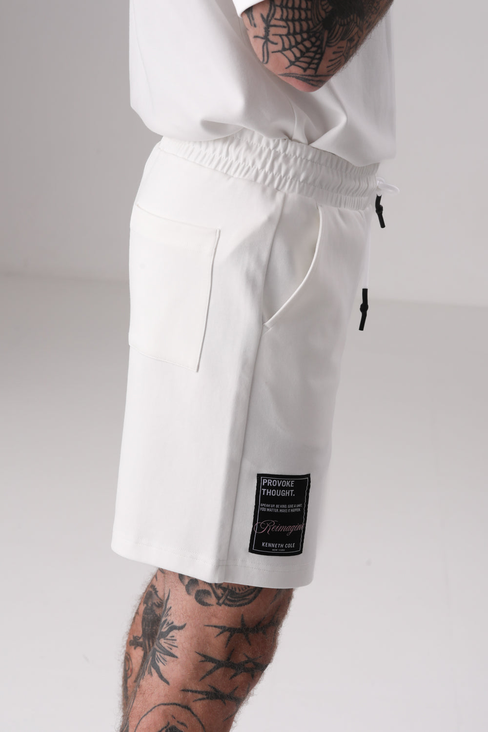 מכנס ברמודה קצר לגברים