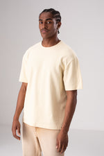 חולצת טי אוברסייז טקסטורלית