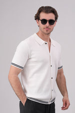 סריג פולו מכופתר דק עם סיומות קונטרסטיות