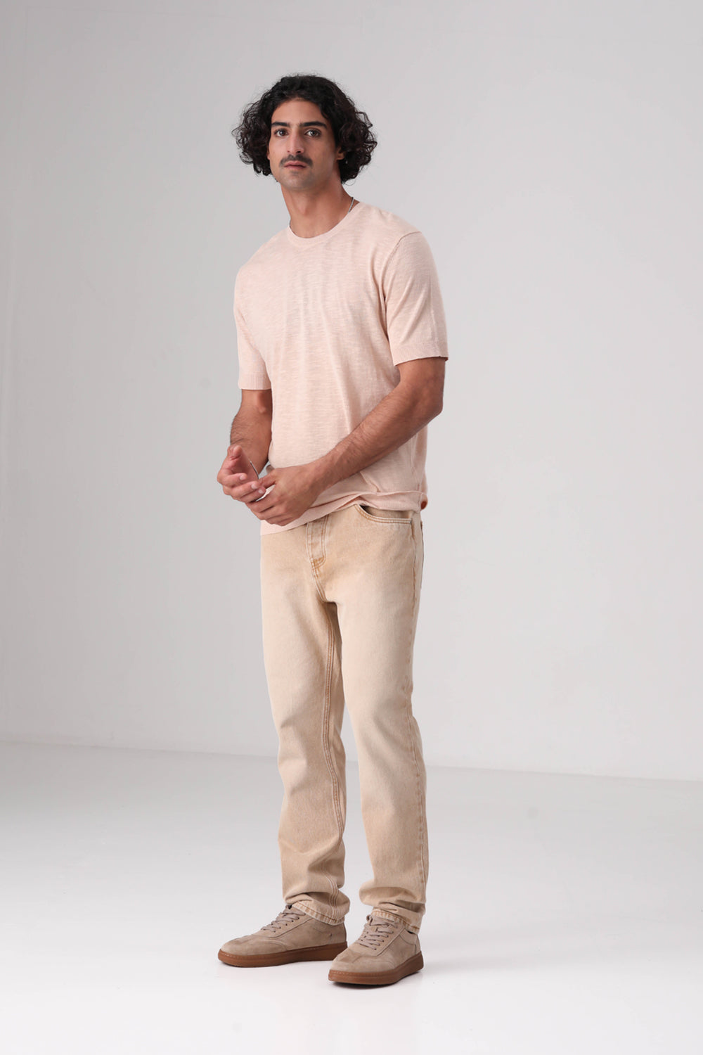 סריג טישרט קצר