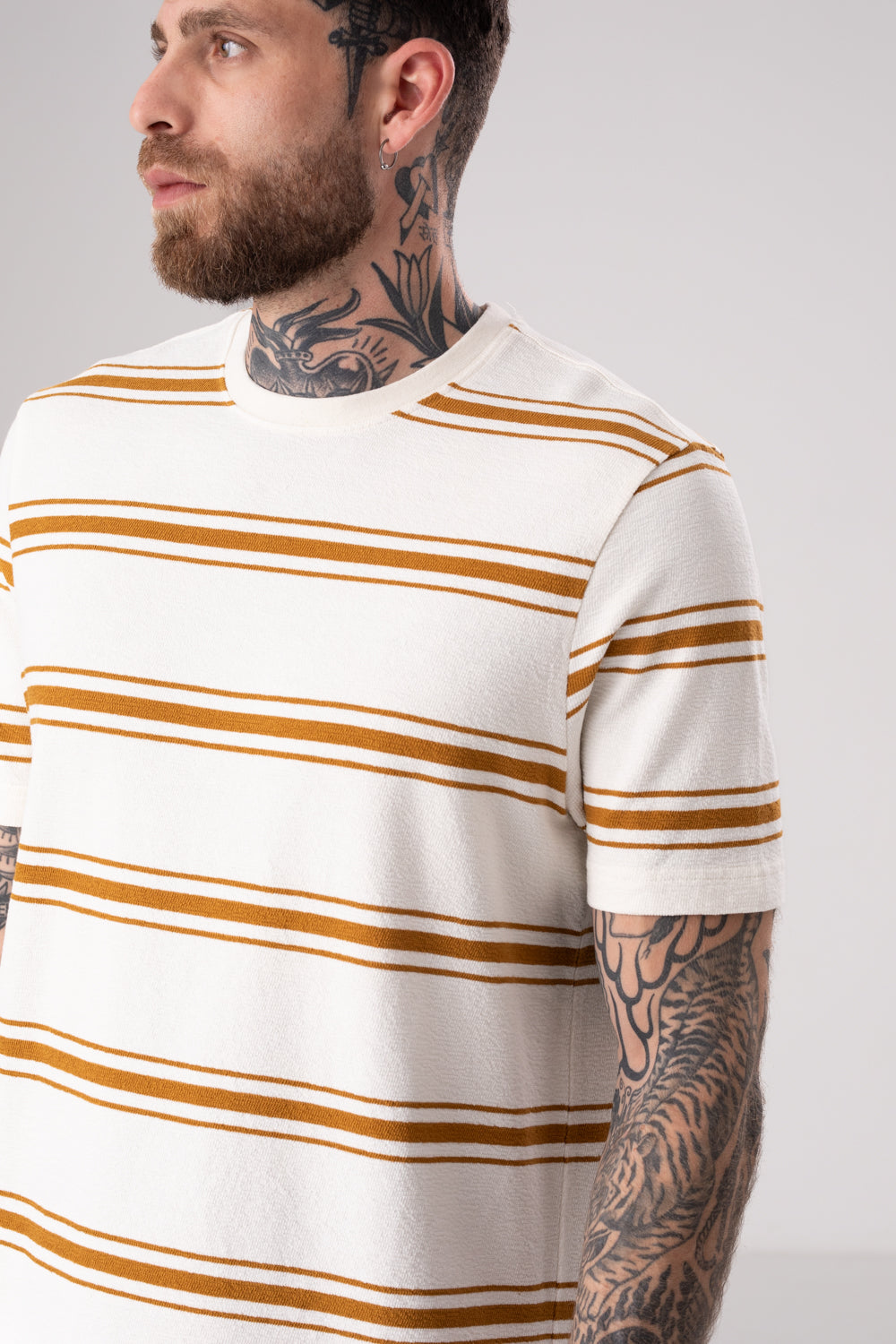 טישירט ז'קארד הדפס פסים