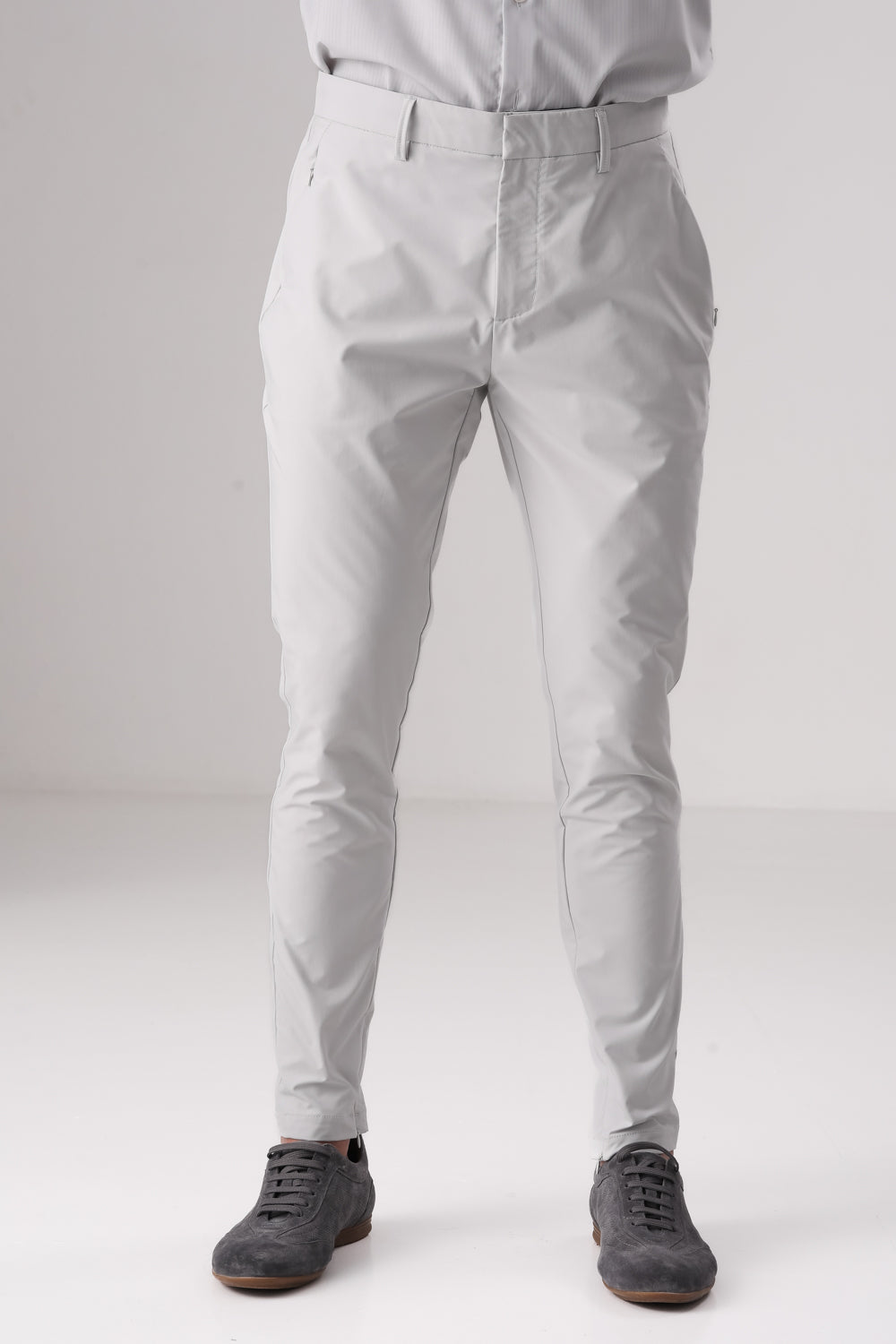 מכנסיים ארוכים בגזרה צמודה לגברים 