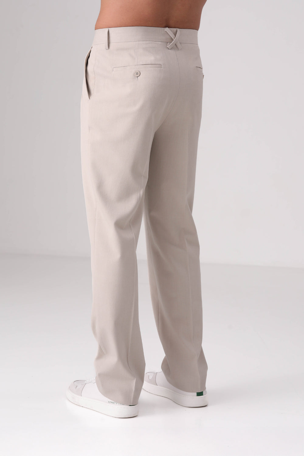 מכנסיים סמי פורמל בגזרה רחבה עם שני פנסים