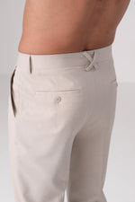 מכנסיים סמי פורמל בגזרה רחבה עם שני פנסים