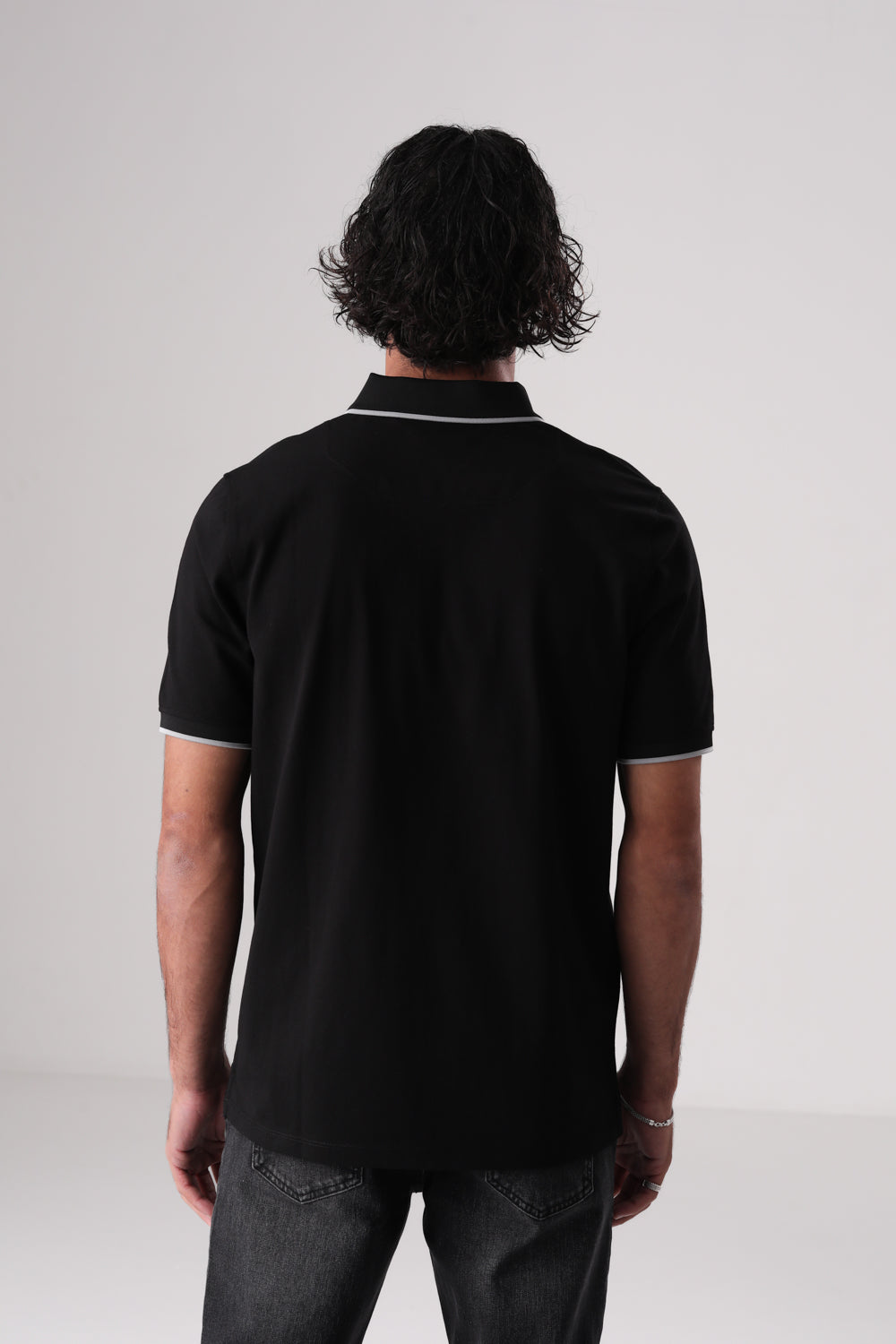 חולצת פולו פיקה סגירת רוכסן