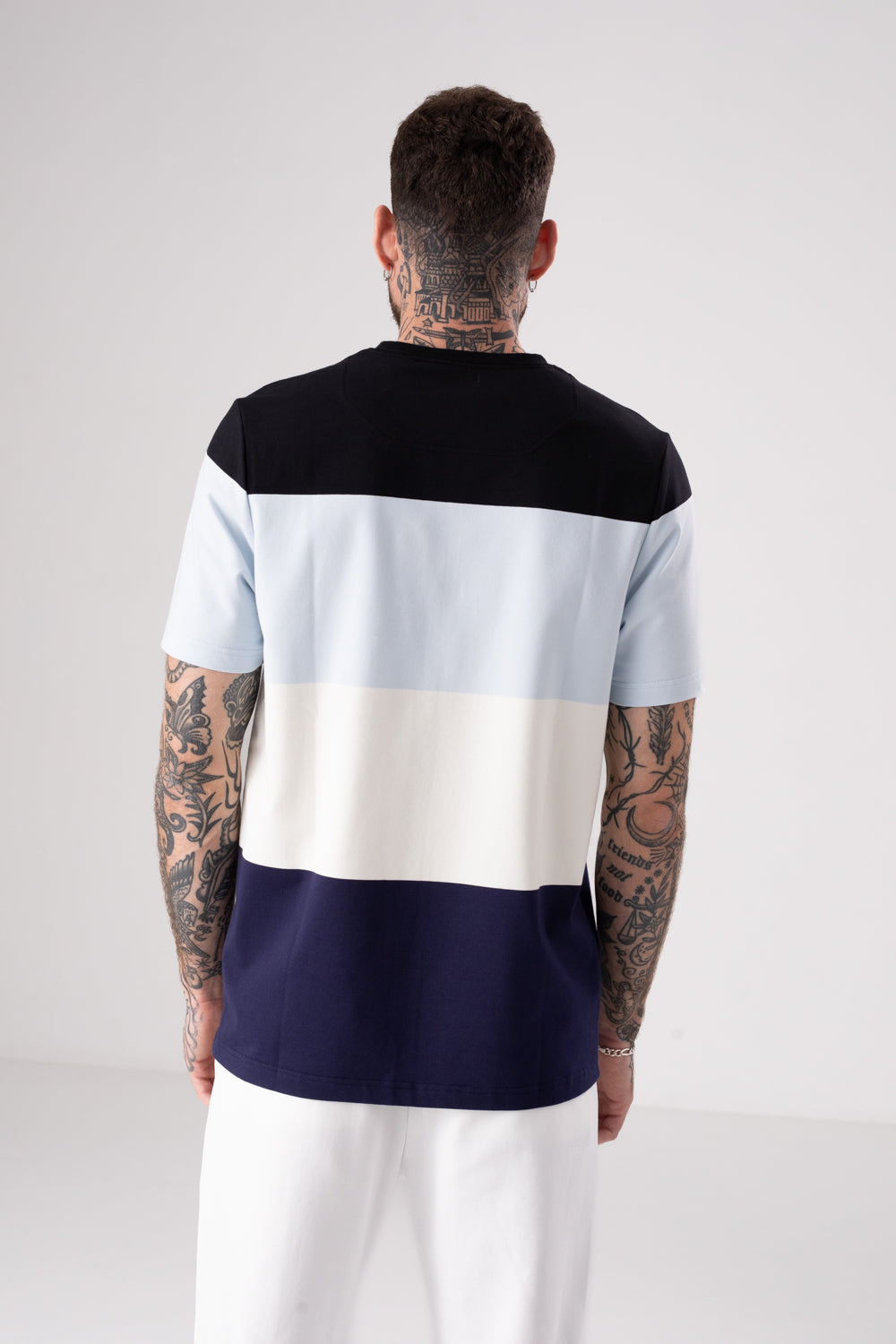 טישירט קולור בלוק