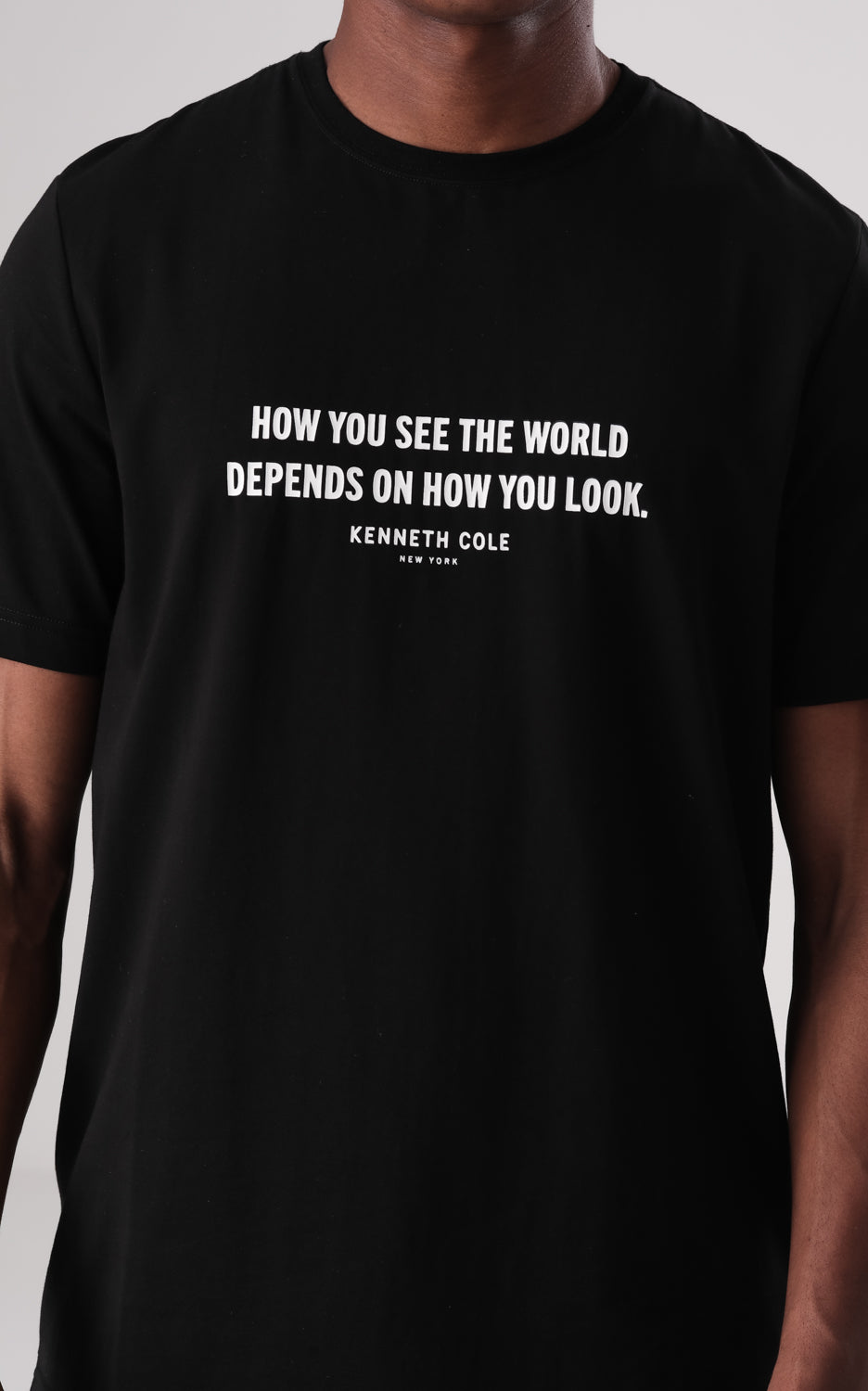 טישירט הדפס בחזית