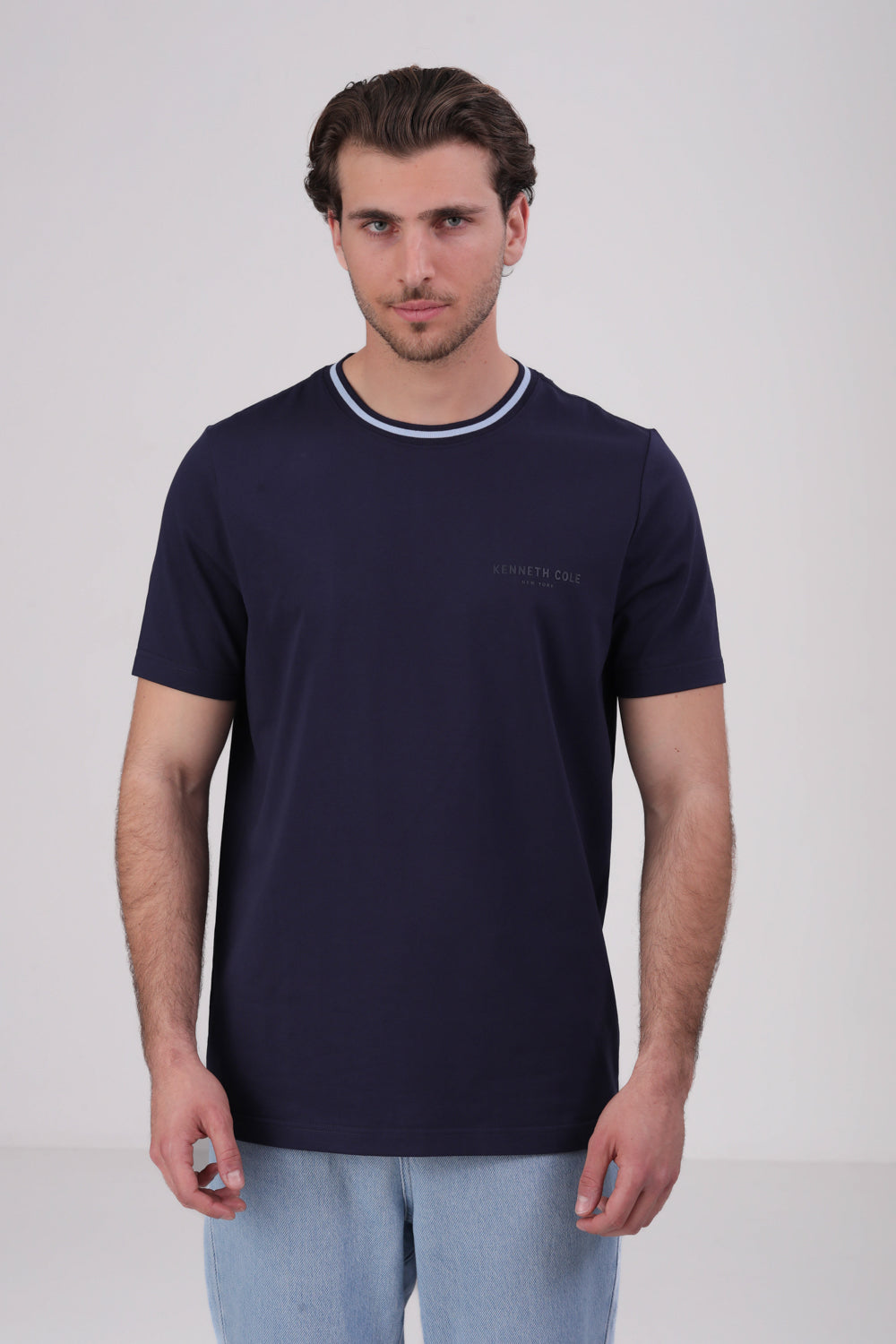 חולצת טי חלקה לגברים