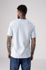 חולצת טי חלקה לגברים