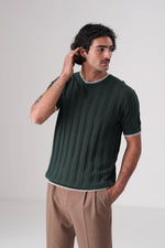 סריג פולו דק עם סיומות קונטרסטיות