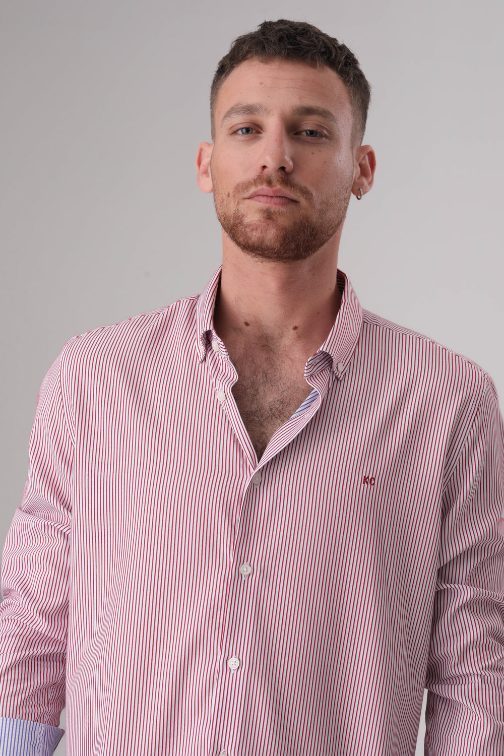 חולצה מכופתרת בגזרת מודרן הדפס פסים