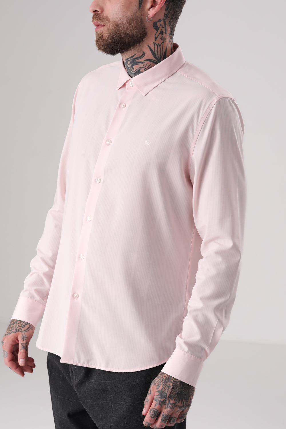 חולצה מכופתרת לגברים