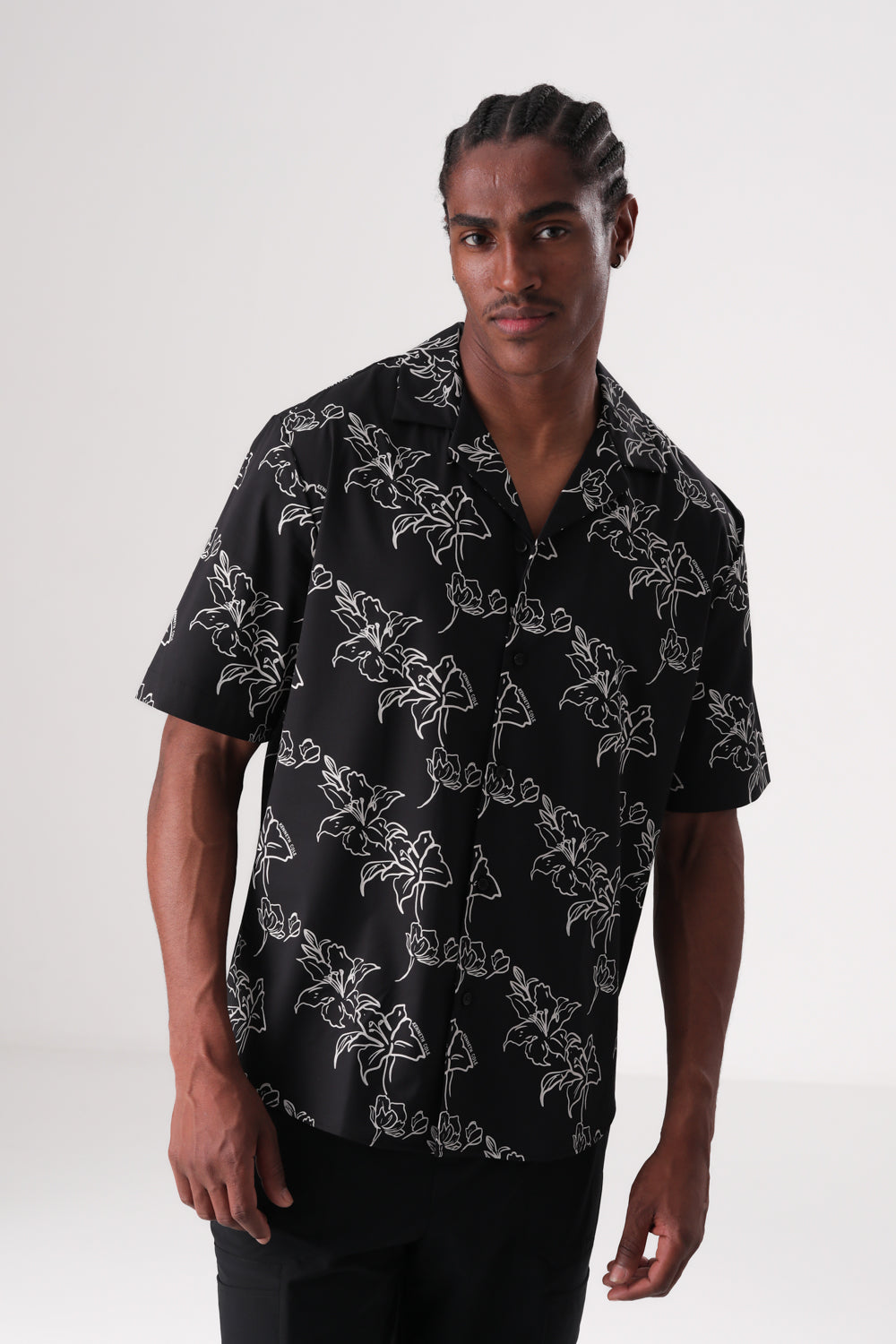 חולצה מכופתרת לגברים