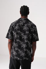 חולצה מכופתרת לגברים