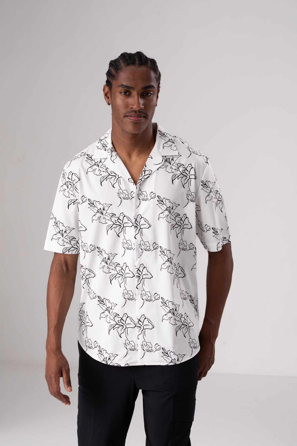 חולצה מכופתרת לגברים