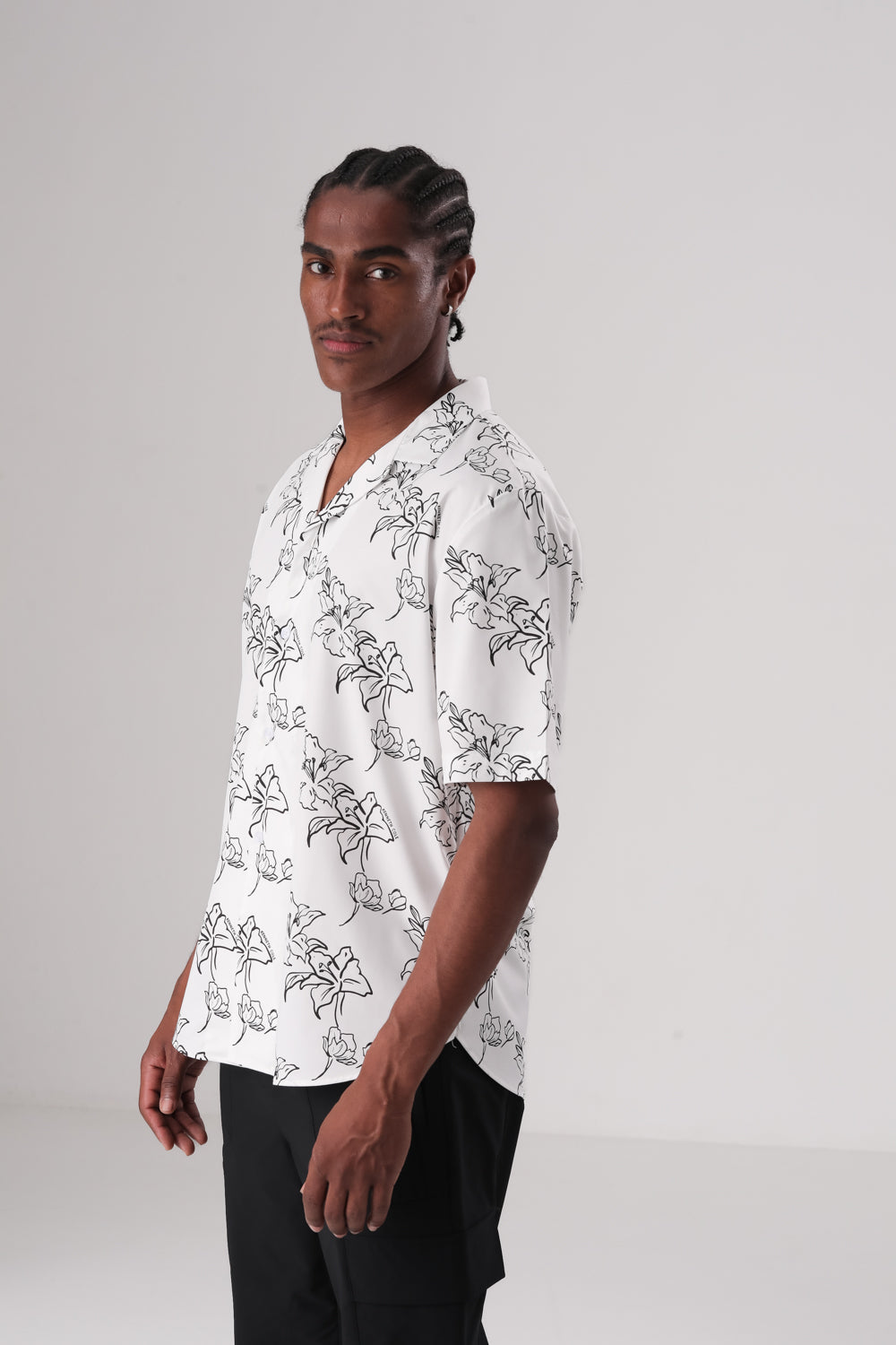 חולצה מכופתרת לגברים