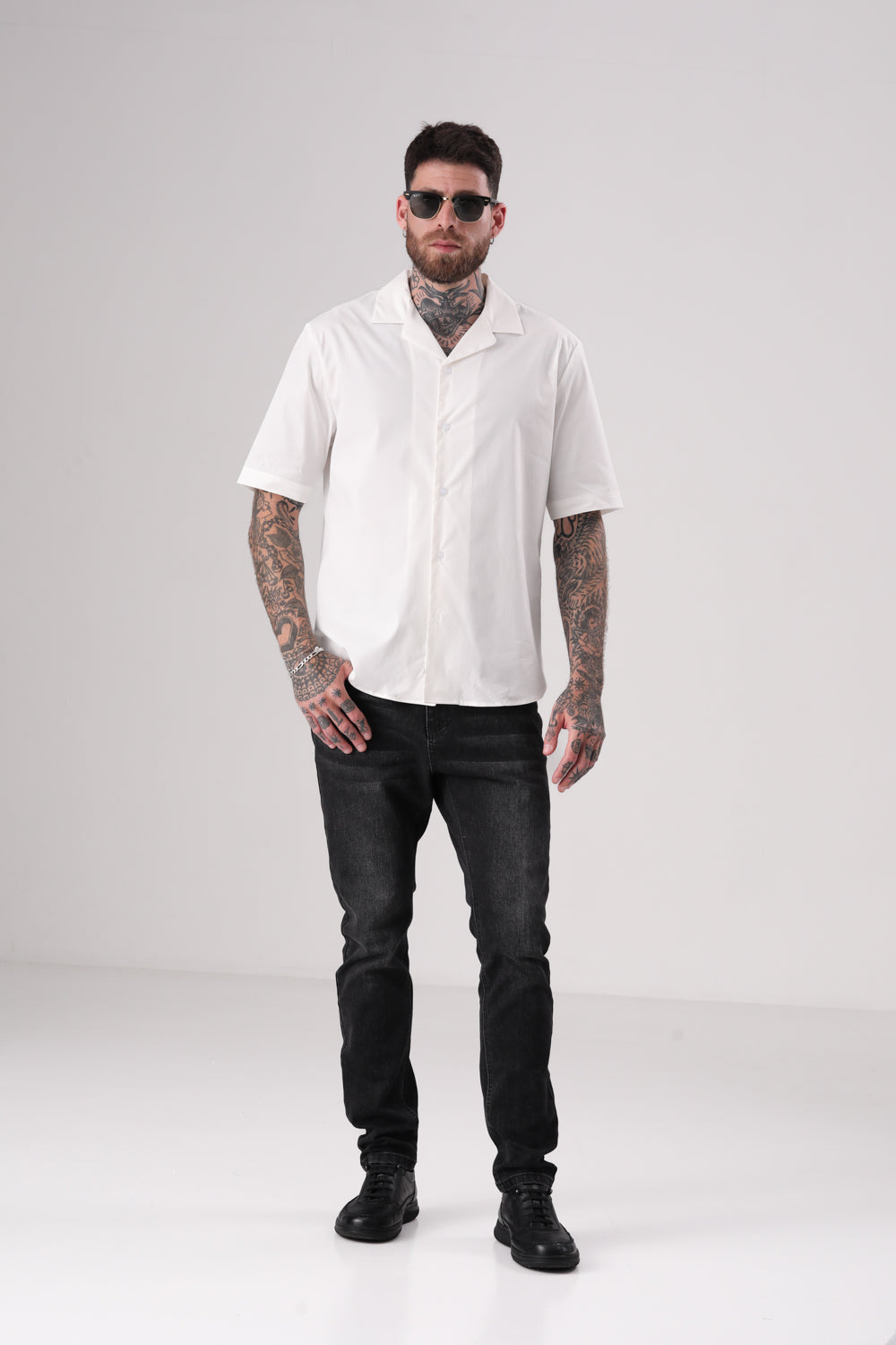 חולצה מכופתרת לגברים