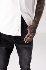 חולצה מכופתרת לגברים