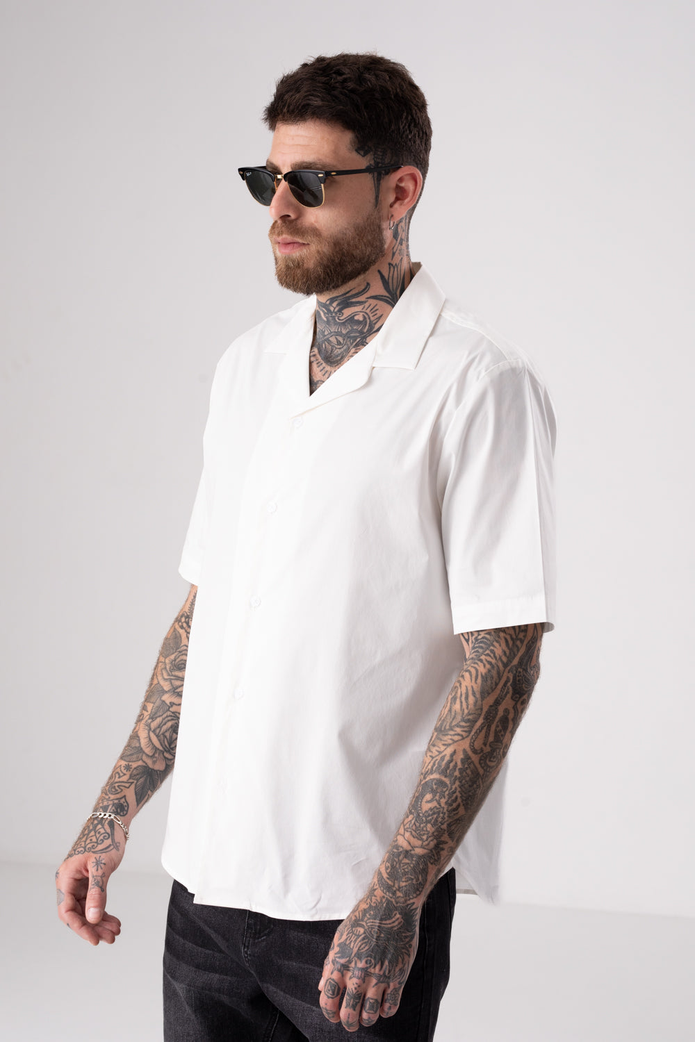 חולצה מכופתרת לגברים