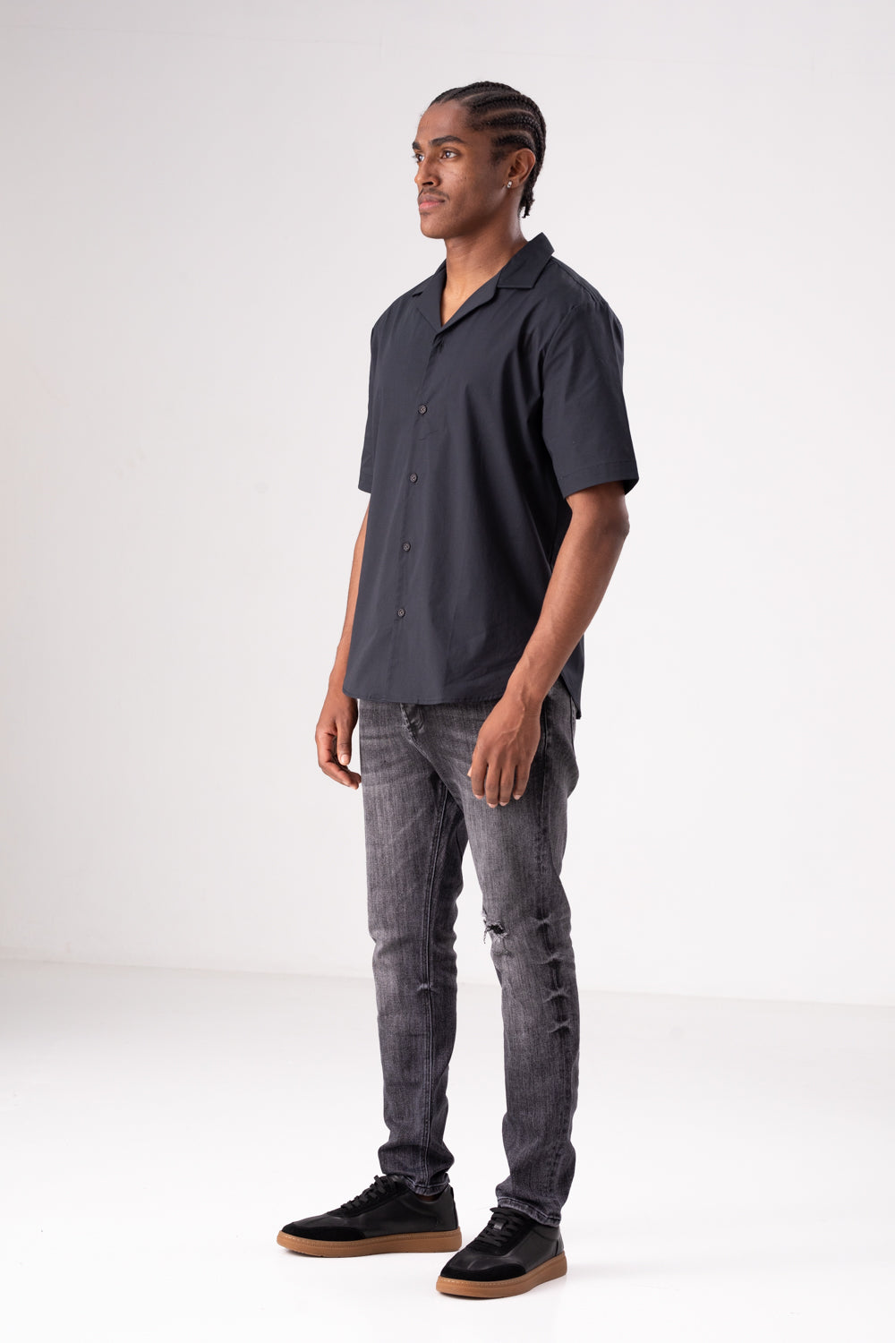 חולצה מכופתרת לגברים