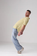 חולצה מכופתרת אוברסייז שרוולים קצרים