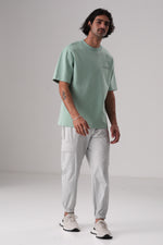 חולצת טי מעוצבת לגברים