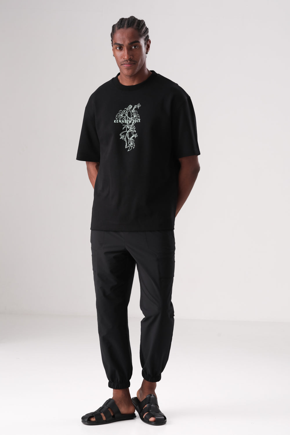 חולצת טי מעוצבת לגברים