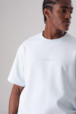 טישירט אוברסייז לוגו מובלט