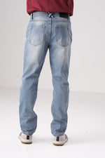 מכנס ג'ינס קלאסי גזרת Slim