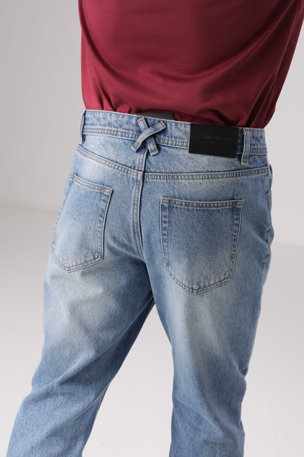 מכנס ג'ינס קלאסי גזרת Slim