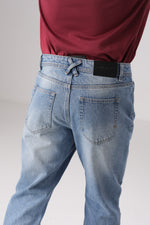 מכנס ג'ינס קלאסי גזרת Slim