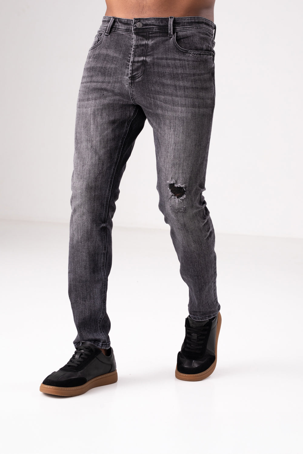 ג'ינס סקיני לגברים