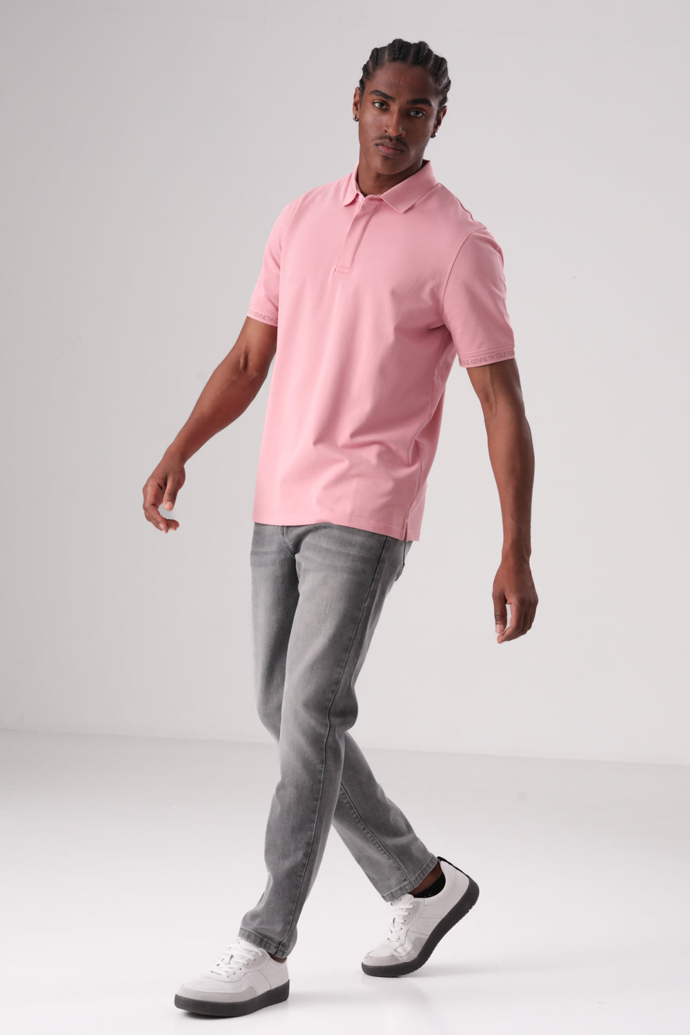 מכנס ג'ינס במראה ווש גזרת Slim