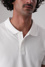 חולצת פולו קצרה