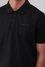 חולצת פולו קצרה