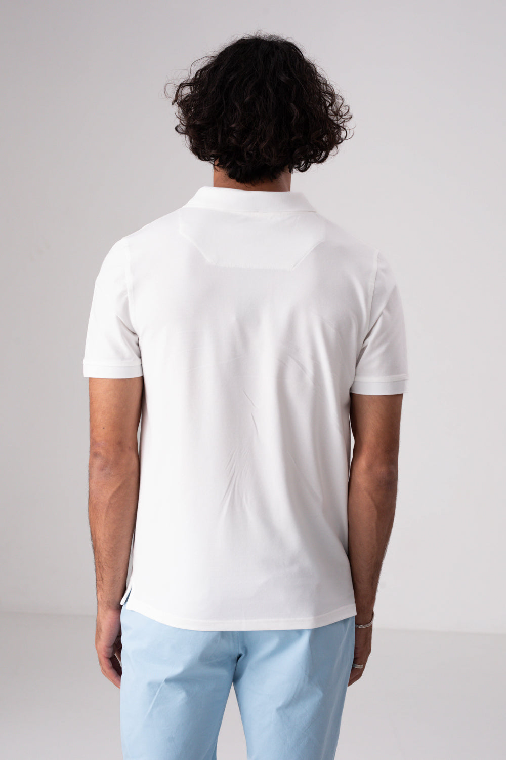 חולצת פולו קצרה