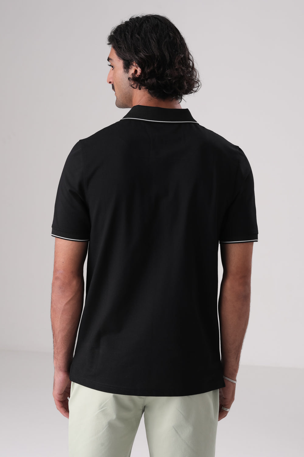 חולצת פולו לגברים