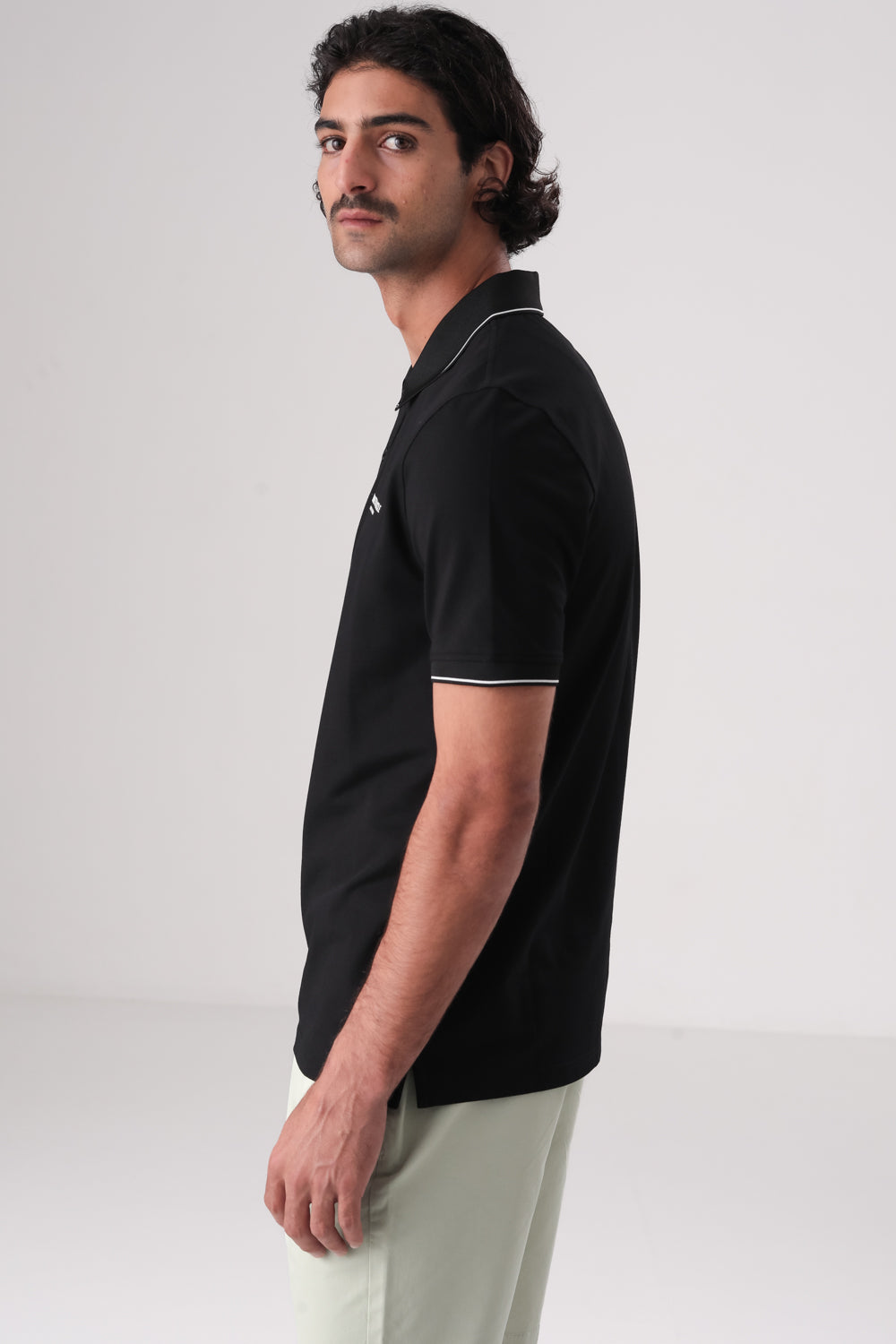 חולצת פולו לגברים