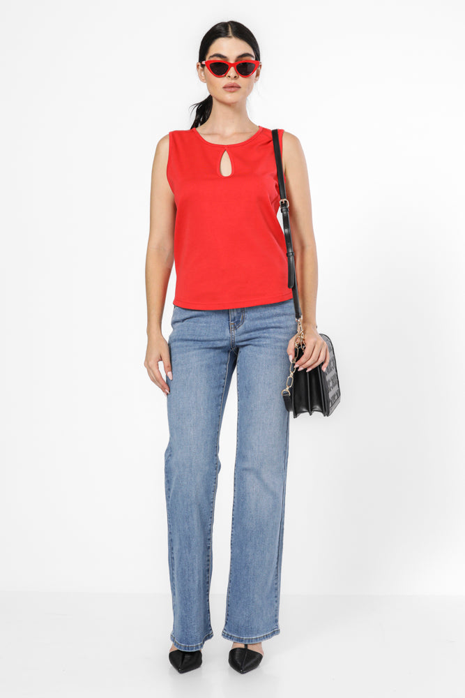 טופ צווארון קונטרסטי בצבע אדום