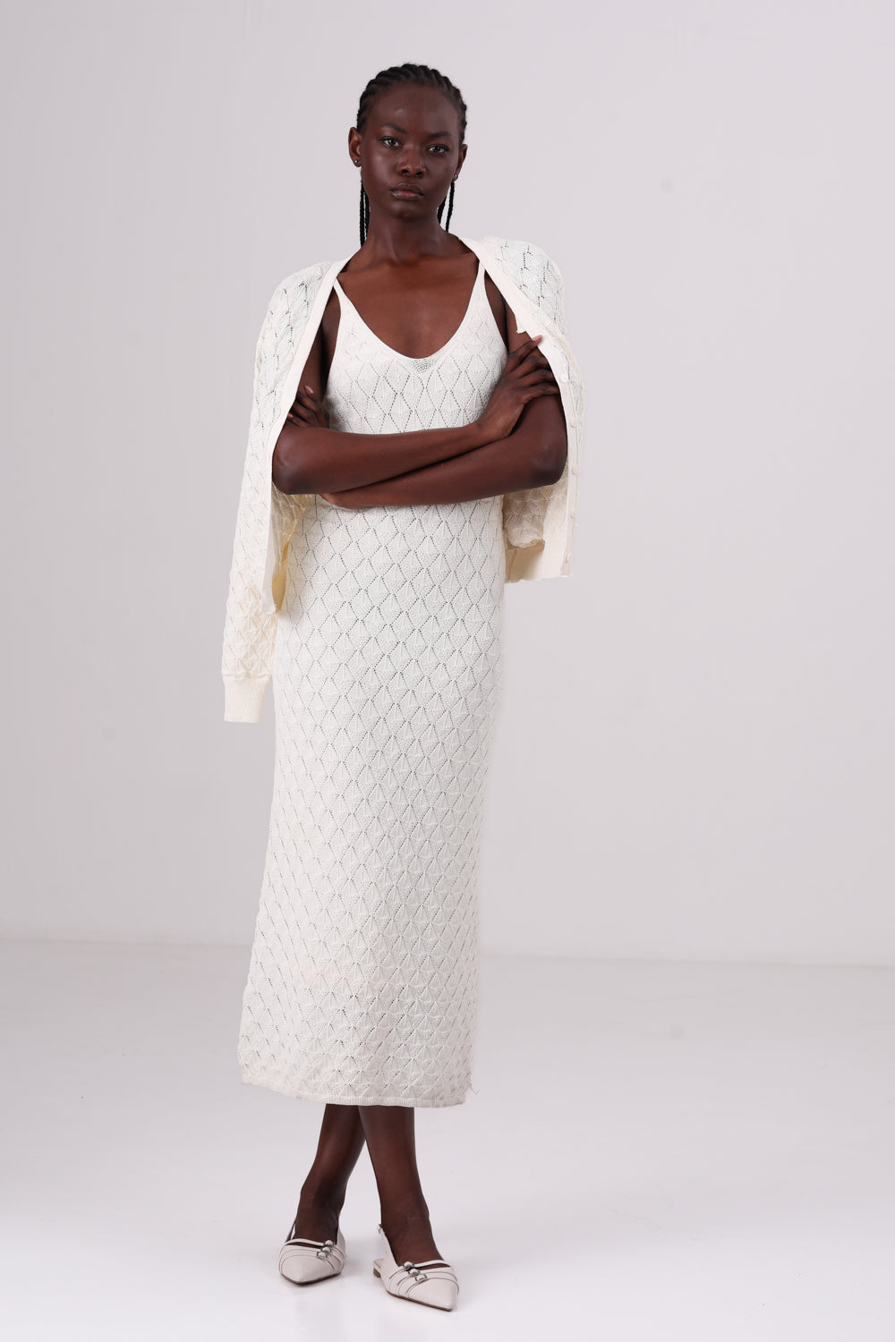 שמלת מידי קרושה בצבע קרם