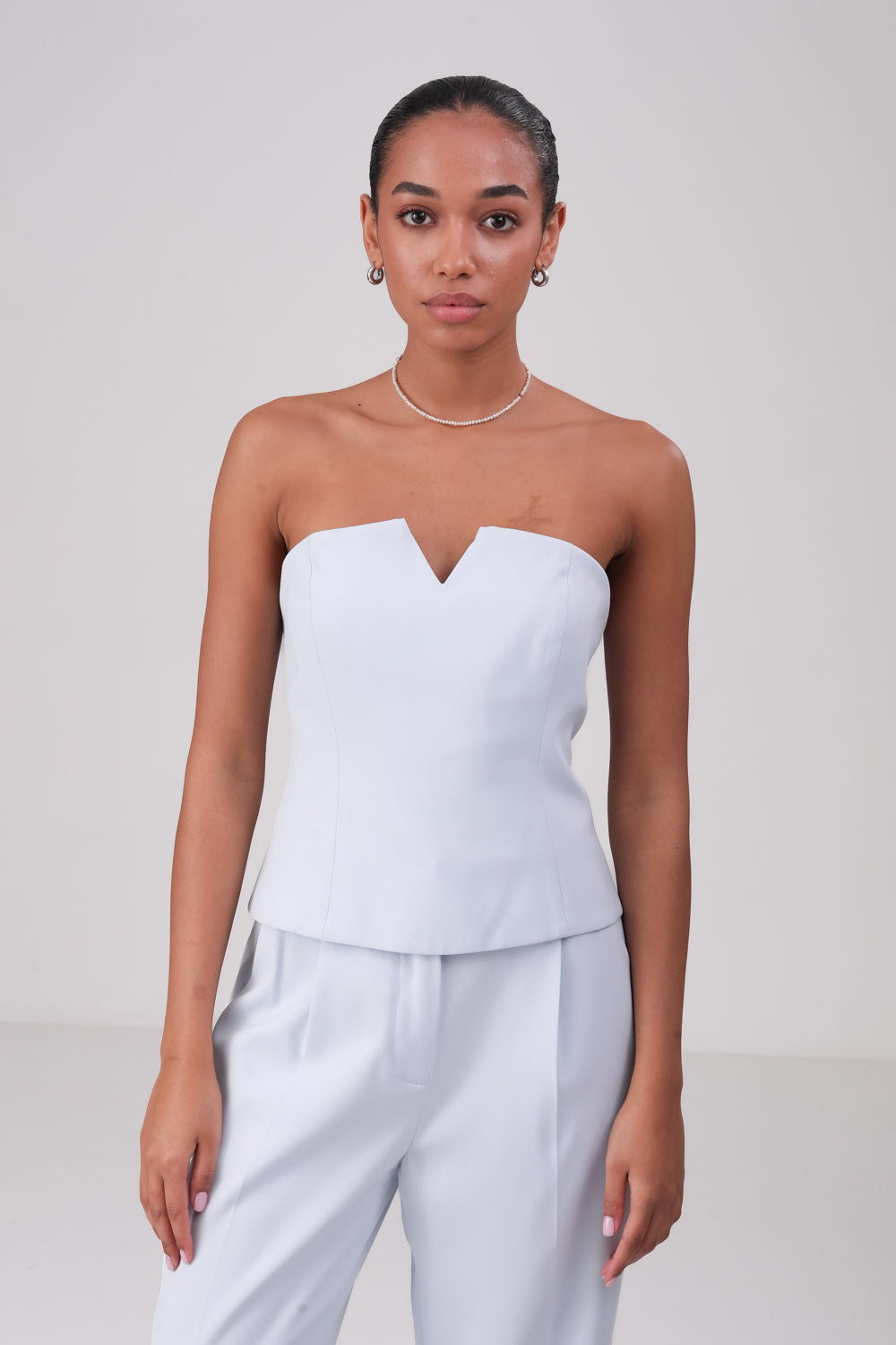 טופ סטרפלס מחוך בצבע כחול בהיר